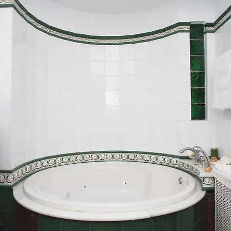 Encanto Villa